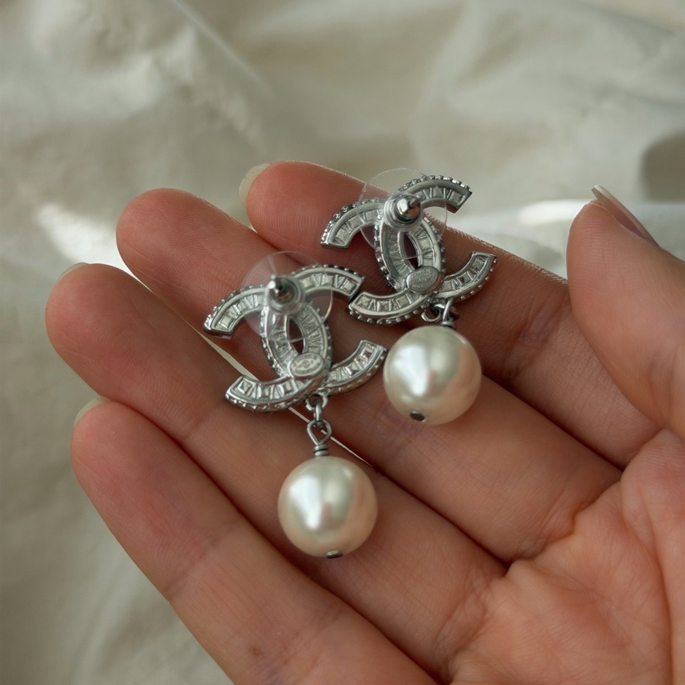 CHANEL Silver Crystal CC Logo Drop Earrings with White Pearls - Picture 8 of 13